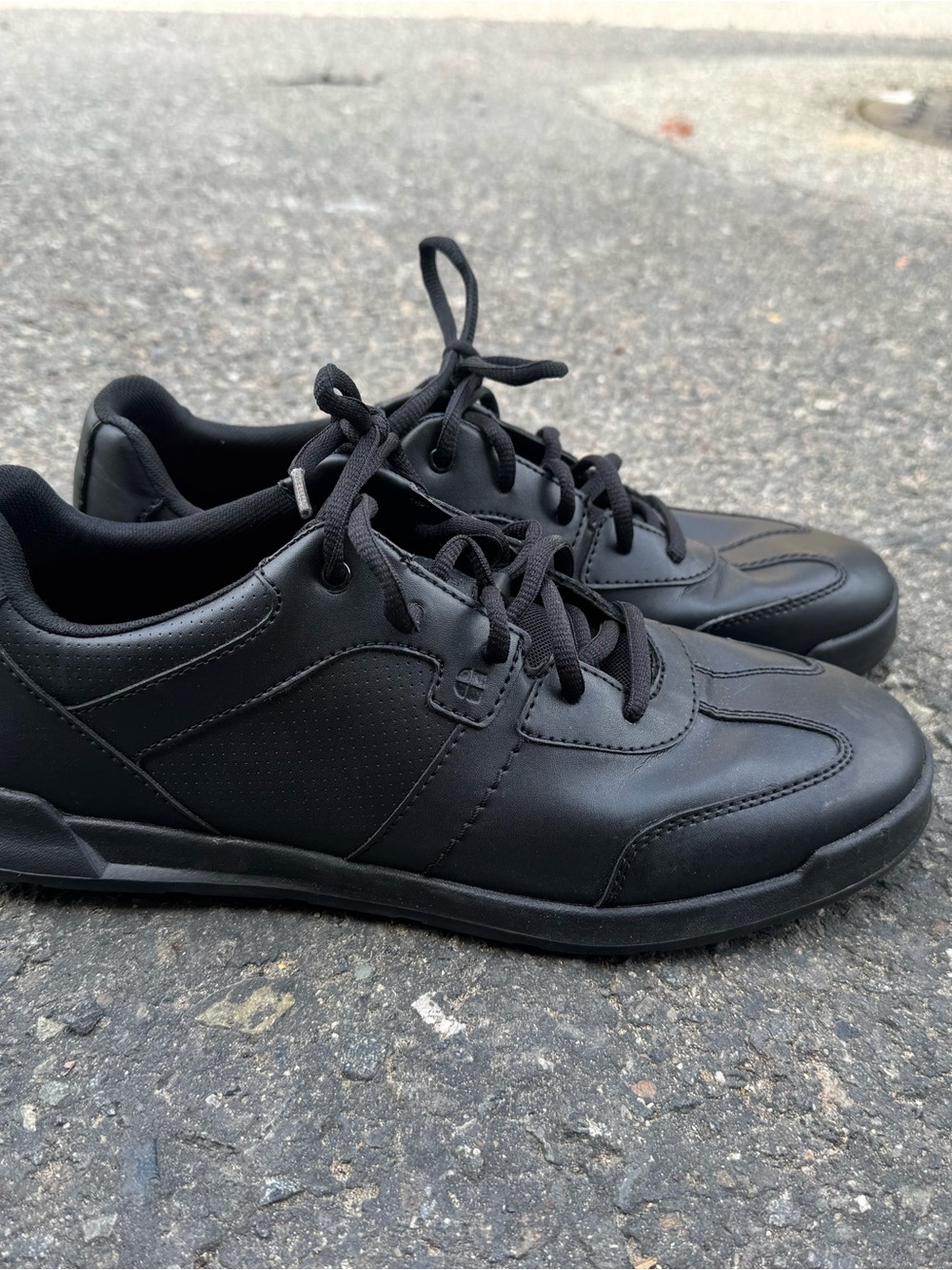 Slip Resistant Black Kitchen/Restaurant Casual Lace-Up workSneakers